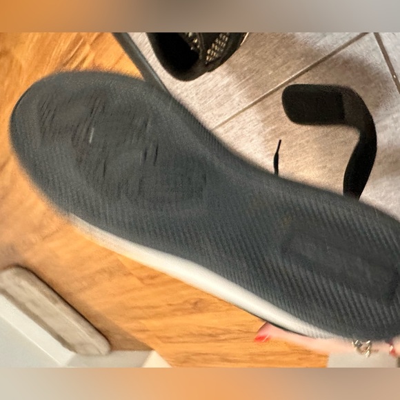 Brand new Bebe sport sneakers with elevated wedge - Picture 7 of 7